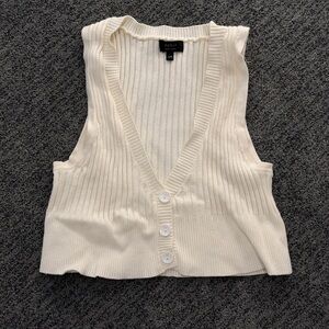 Debut Ivory Ribbed Button-Up Crop Top